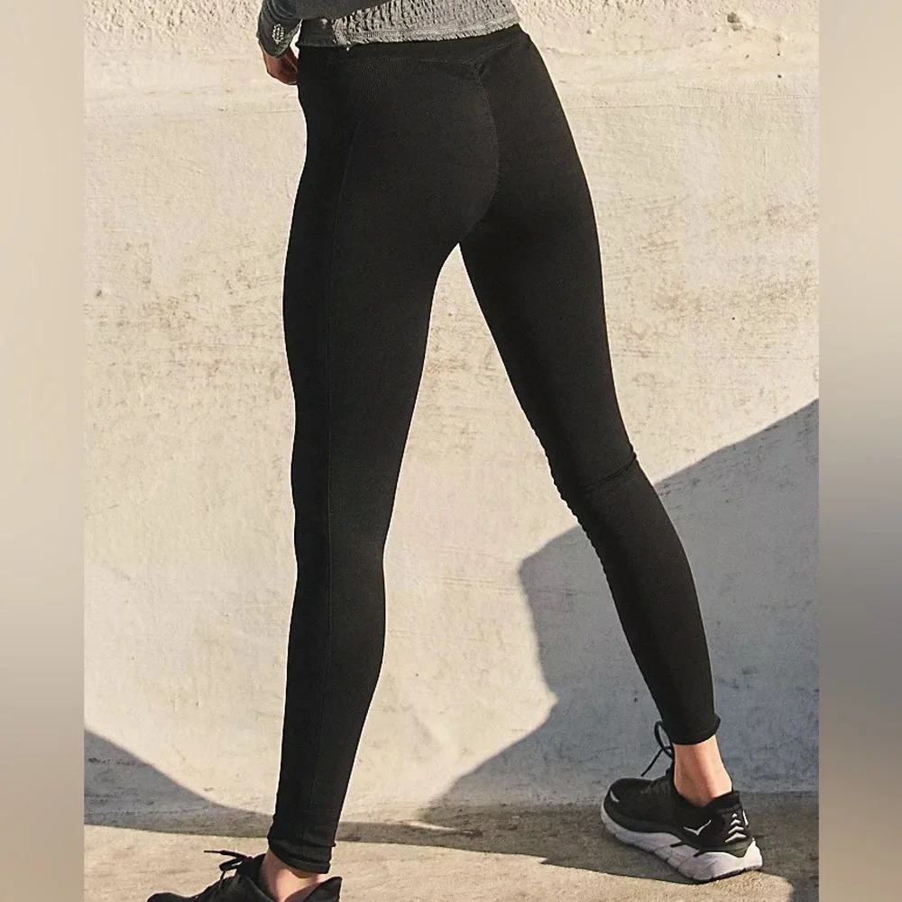 Free People‎ Movement Black Free Throw leggings, Size M, NWT